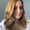 Volumateur capillaire en cheveux naturels blonds clair cendré pour chute de cheveux, cheveux fins et clairsemés et alopécie. Solution alopécie.