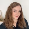 Volumateur capillaire blond foncé doré en cheveux brésiliens naturels. Solution pour chute de cheveux.