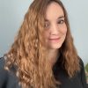 Volumateur capillaire blond foncé doré en cheveux brésiliens naturels. Solution pour chute de cheveux.