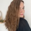 Volumateur capillaire blond foncé doré en cheveux brésiliens naturels. Solution pour chute de cheveux.