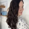 Volumateur capillaire Katie chatain foncé ondulé pour alopécie, cheveux fins et clairsemés. Solution perte de cheveux.