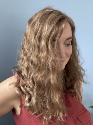 Perruque Anaïs ondulée 51 cm lace