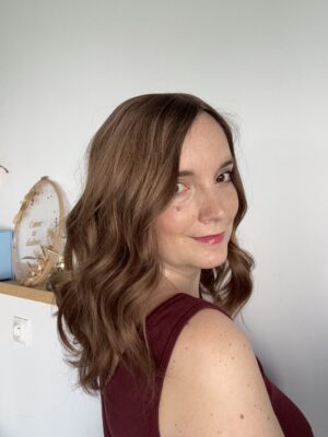 Volumateur capillaire blond doré pour alopécie androgénétique, cheveux fins et clairsemés. Solution chute de cheveux.