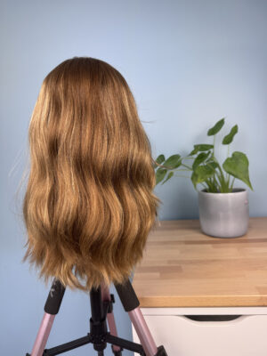 Perruque Field of gold 43 cm