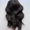 Volumateur capillaire Katie en cheveux naturels chatains foncés