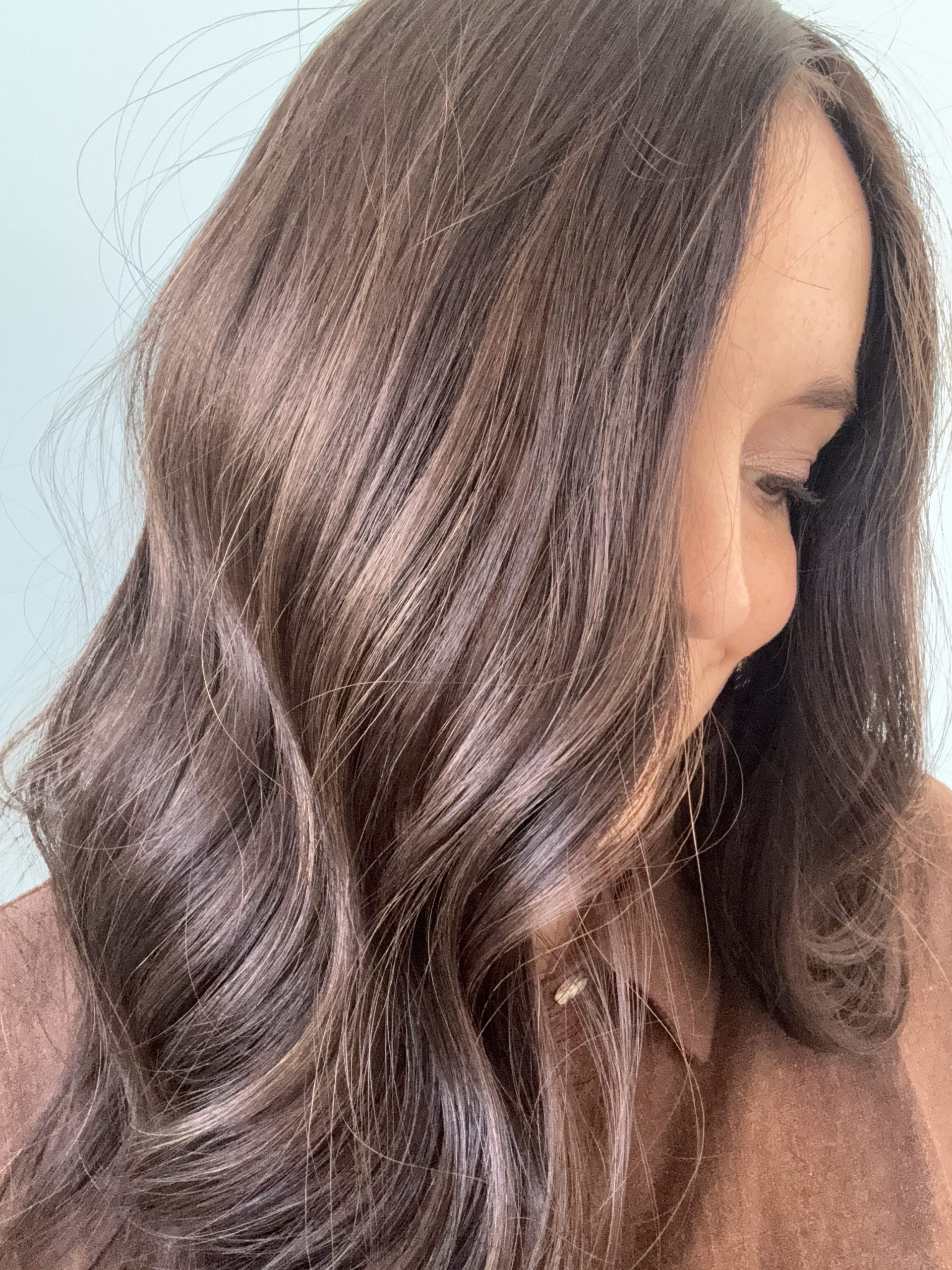 Topper de cabello Katie en cabello natural castaño oscuro