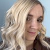 Volumateur capillaire blond polaire en lace Elodie