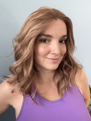 Perruque lace anaïs pour alopécie androgénétique, pelade, alopécie totale ou chute de cheveux liée au cancer.