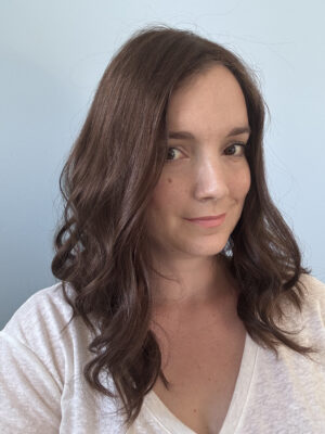 Volumateur capillaire en cheveux naturels slaves pour chute de cheveux, perte de densité, alopécie androgénétique.