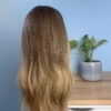 Volumateur capillaire en cheveux naturels pour cheveux fins et clairsemés.