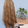 Volumateur capillaire en cheveux brésiliens légèrement ondulés, pour alopécie androgénétique, manque de densité, cheveux fins ou clairsemés.