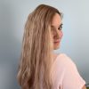 Volumateur capillaire en cheveux brésiliens légèrement ondulés, pour alopécie androgénétique, manque de densité, cheveux fins ou clairsemés.