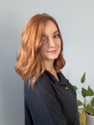 Volumateur capillaire en cheveux européens blonds vénitiens vierges pour alopécie androgénétique, cheveux fins et clairsemés. Solution chute de cheveux.