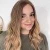 Volumateur capillaire blond beige légèrement ombré pour alopécie androgénétique ou cheveux fins.