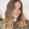 Volumateur capillaire blond beige légèrement ombré pour alopécie androgénétique ou cheveux fins.