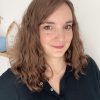 Volumateur capillaire chatain clair en cheveux brésiliens naturels. Solution pour chute de cheveux.