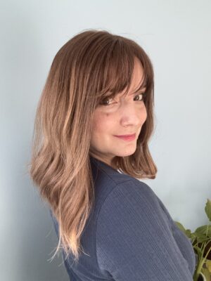 Perruque Emilia pour alopécie ou calvitie féminine.