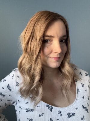 Volumateur capillaire Lace Romy pour alopécie androgénétique