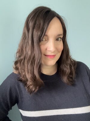 Volumateur capillaire en cheveux naturels slaves pour chute de cheveux, perte de densité, alopécie androgénétique.