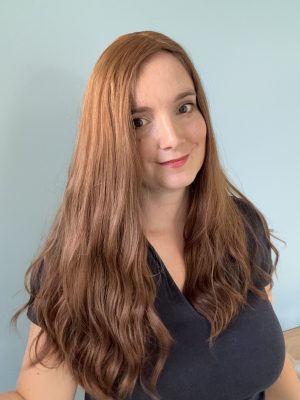 Volumateur capillaire blond foncé doré en cheveux brésiliens naturels. Solution pour chute de cheveux.