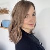 Volumateur capillaire en cheveux naturels blonds clair cendré pour chute de cheveux, cheveux fins et clairsemés et alopécie. Solution alopécie.