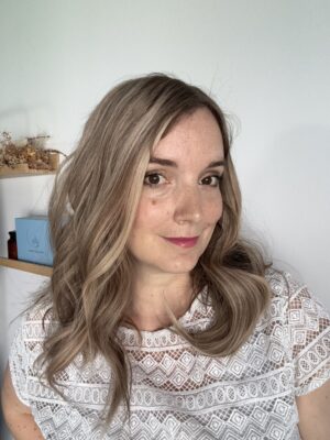 Lighthair topper  with highlights made from natural hair. A solution for alopecia, hair loss, thinning hair, or sparse hair.
