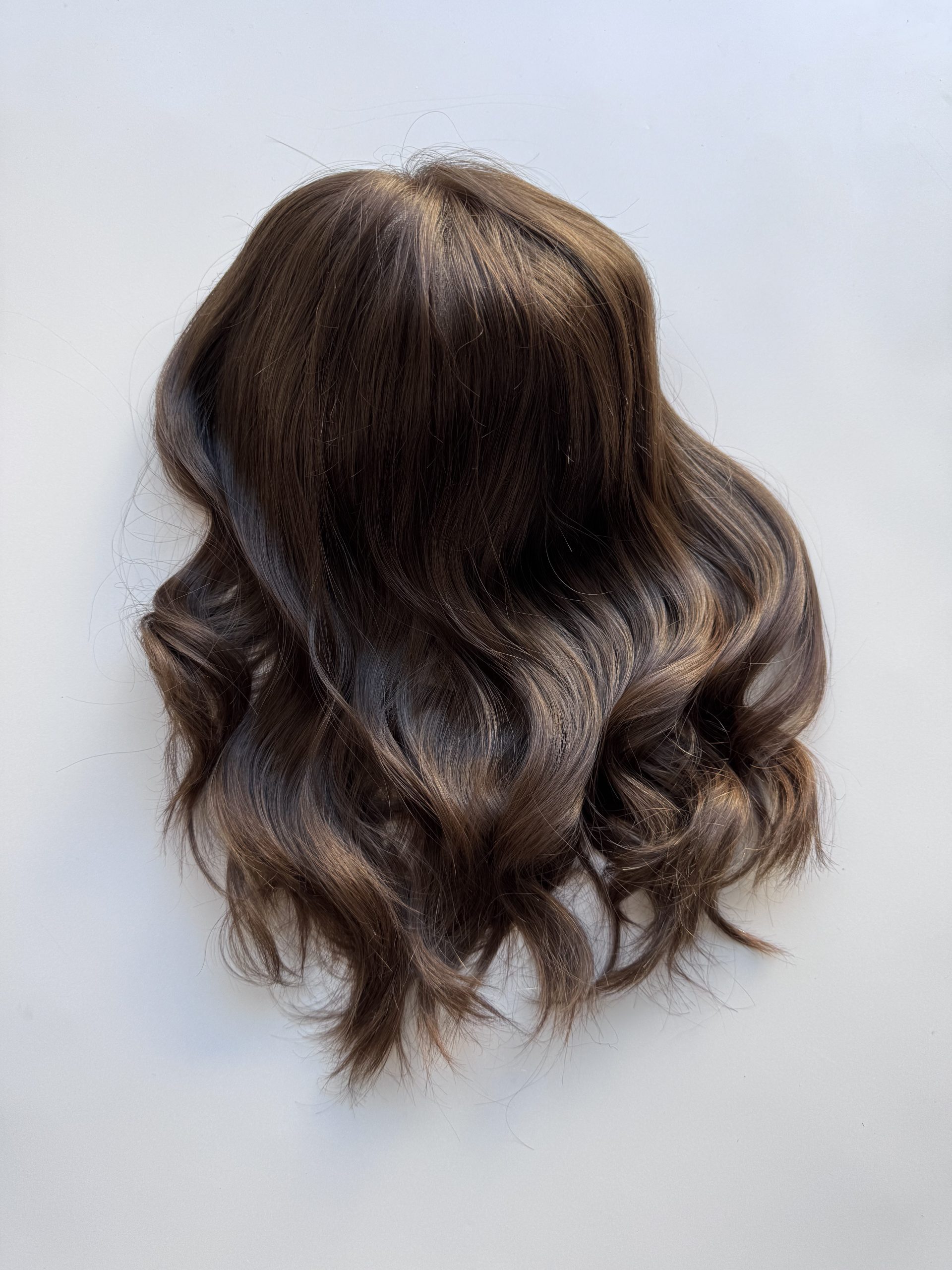 Perucas em cabelo natural eslavo para queda de cabelo, perda de densidade, alopécia androgénica.