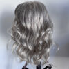 Volumateur capillaire en cheveux gris poivre et sel naturel pour alopécie androgénétique, chute de cheveux. Solution perte de cheveux, cheveux fins et clairsemés.