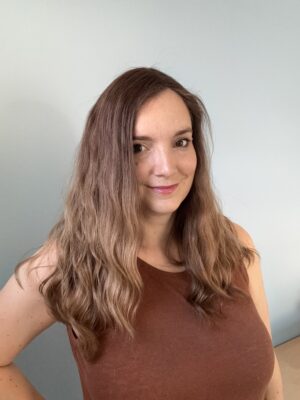 Volumateur capillaire en cheveux naturels brésiliens ondulés pour alopécie androgénétique, cheveux fins et clairsemés.
