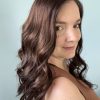 Volumateur capillaire Katie chatain foncé pour alopécie, cheveux fins et clairsemés. Solution perte de cheveux.