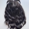 Volumateur capillaire chatain foncé ondulé en cheveux naturels. Idéale pour alopécie, cheveux fins et clairsemés ou manque de densité.